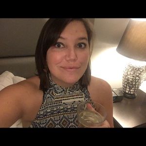 Meet your Posher, Becca